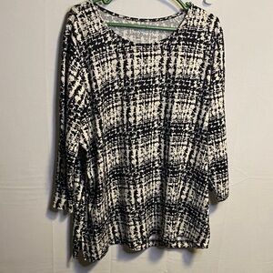 Croft & Barrow Black and White Long Sleeve Top